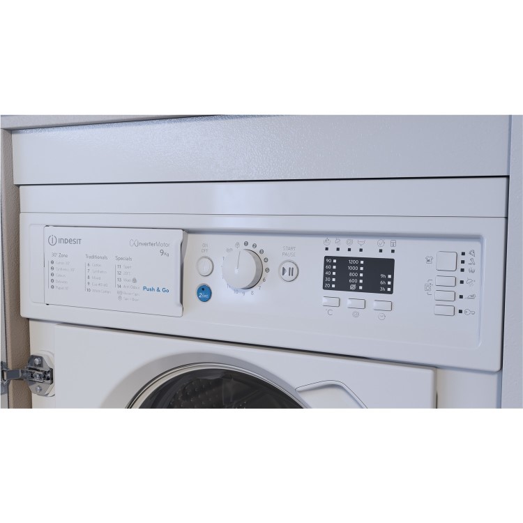 Indesit 9kg 1400rpm Integrated Washing Machine - White