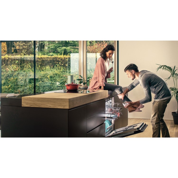 Hisense 14 Place Settings Fully Integrated Dishwasher