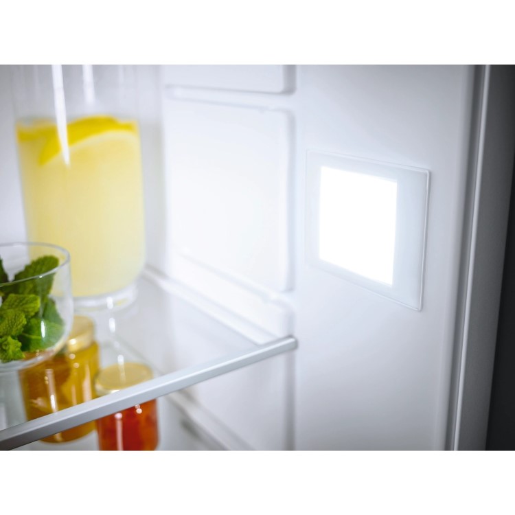 Miele 234L 70-30 Integrated Fridge Freezer