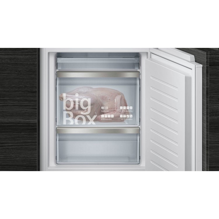 Siemens iQ500 LowFrost 60-40 Integrated Fridge Freezer