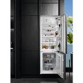 AEG 5000 Series 271 Litre 70/30 Integrated Fridge Freezer
