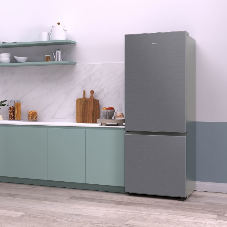 Refurbished Samsung SpaceMax RB53DG703CS9EU Freestanding 538 Litre 70/30 Fridge Freezer Silver