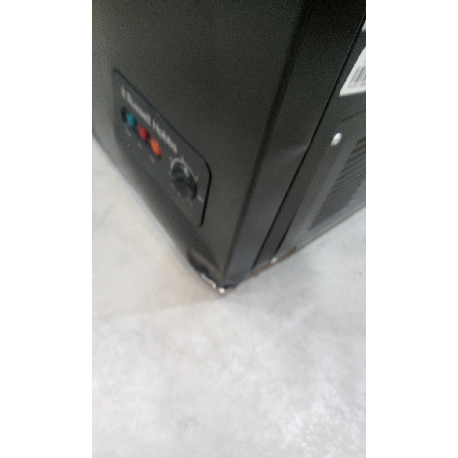 Refurbished Refurbished Russell Hobbs RHCF99B 99 Litre Chest Freezer