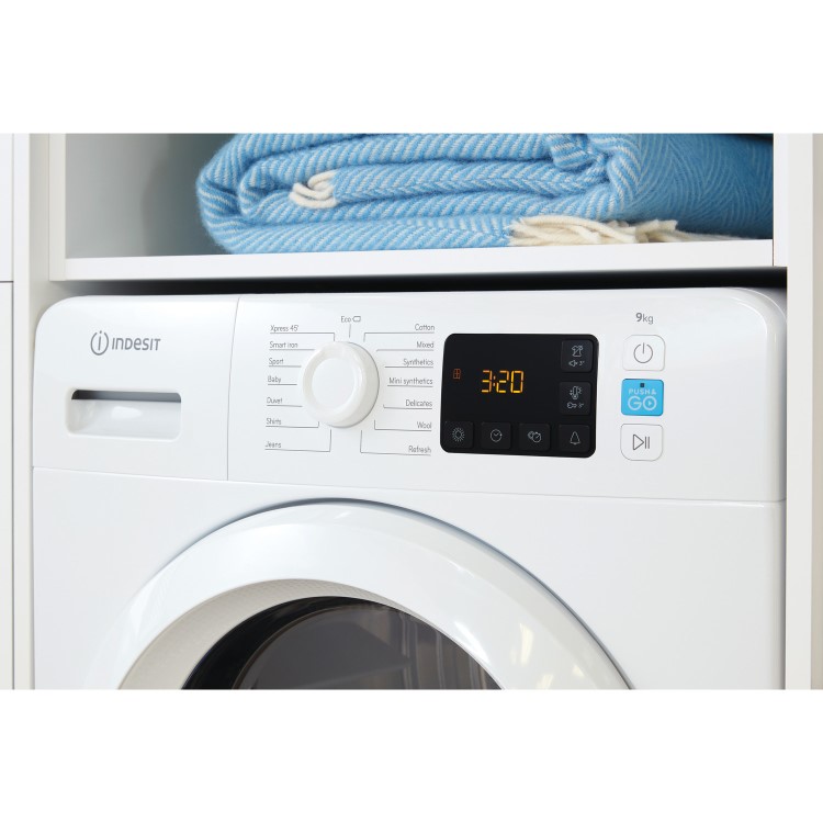 Refurbished Indesit YTM1192XUK Freestanding Heat Pump 9KG Tumble Dryer White