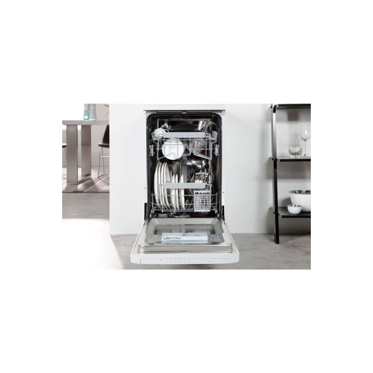 Whirlpool Supreme Clean ADP301WH 10 Place Slimline Freestanding Dishwasher - White