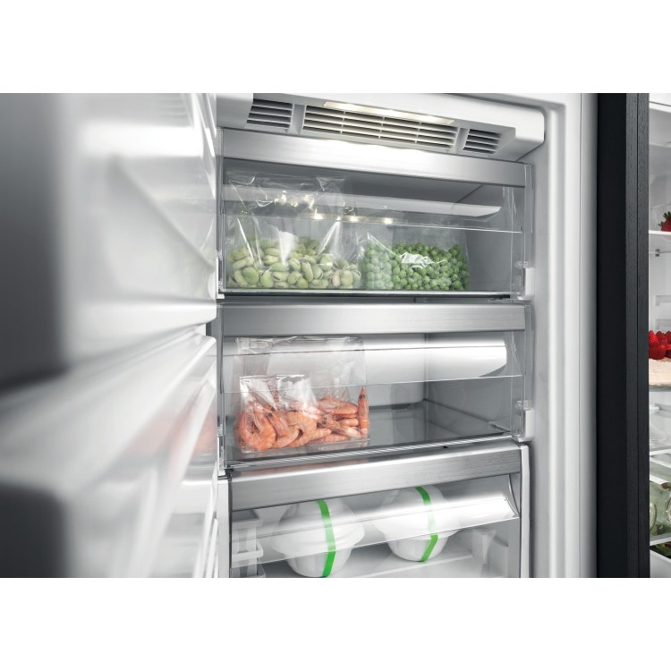 Whirlpool 209 Litre In-column Integrated Freezer