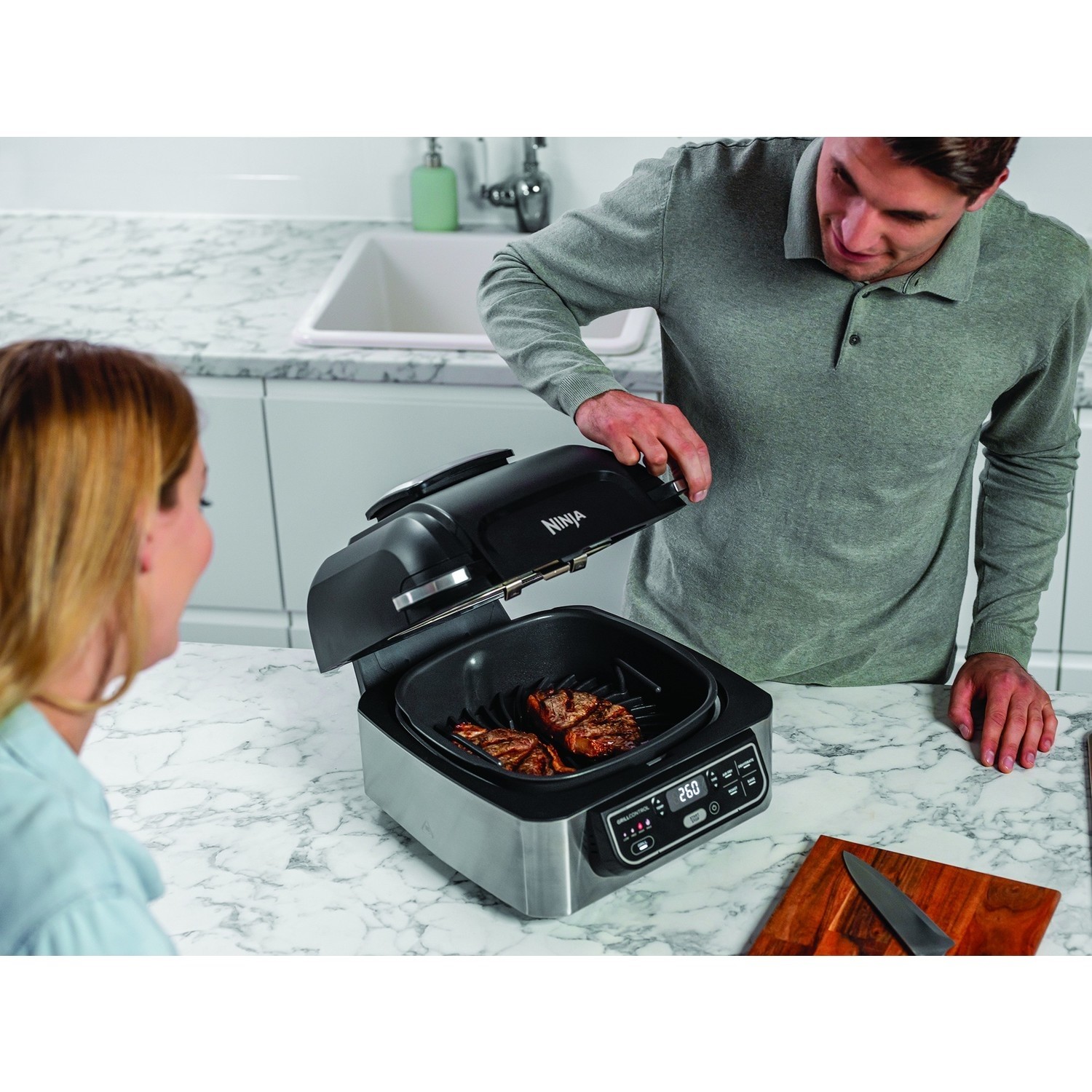  Ninja AG301 Foodi 5-in-1 Indoor Electric Grill with Air Fry,  Roast, Bake & Dehydrate - Programmable, Black/Silver