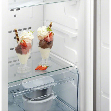AEG AGN71200F0 Frost Free 1.2m Tall In-column Integrated Freezer