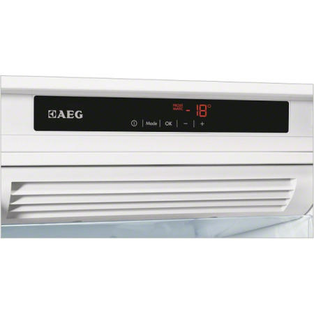 AEG AGN71200F0 Frost Free 1.2m Tall In-column Integrated Freezer