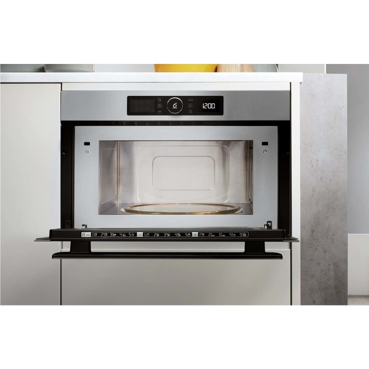 GRADE A2 - Whirlpool AMW730IX Absolute 31 Litre Built-In Microwave And Grill - Stainless Steel