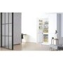 Whirlpool 274 Litre 70/30 Integrated Fridge Freezer