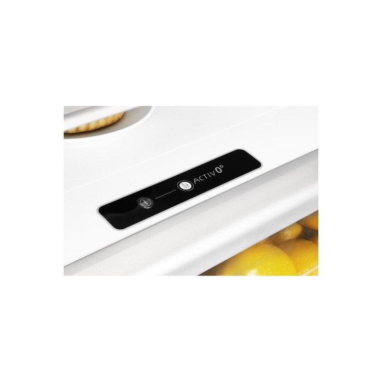 Whirlpool ART8910ASF 269 Litre Integrated Fridge Freezer 70/30 Split 177cm Tall Low Frost 54cm Wide - White