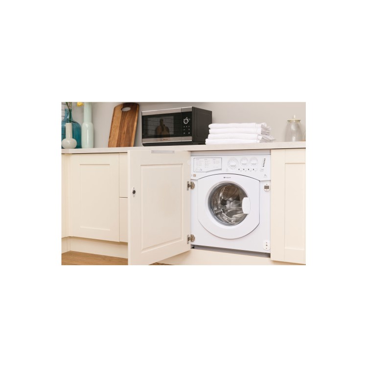 Hotpoint BHWD1491 7kg Wash 5kg Dry 1400rpm Integrated Washer Dryer - White