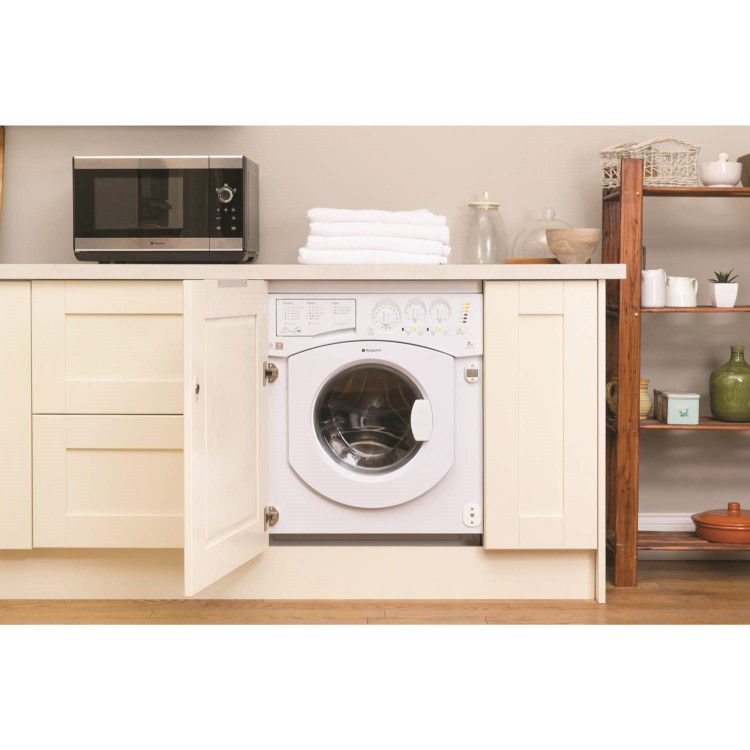 Hotpoint BHWD149 7kg Wash 5kg Dry Integrated Washer Dryer