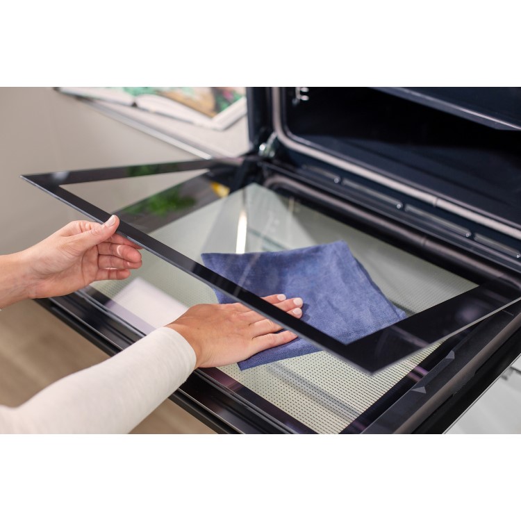 Refurbished Hisense BI62211CB 60cm Single Built In Electric Oven with Catalytic Cleaning Black