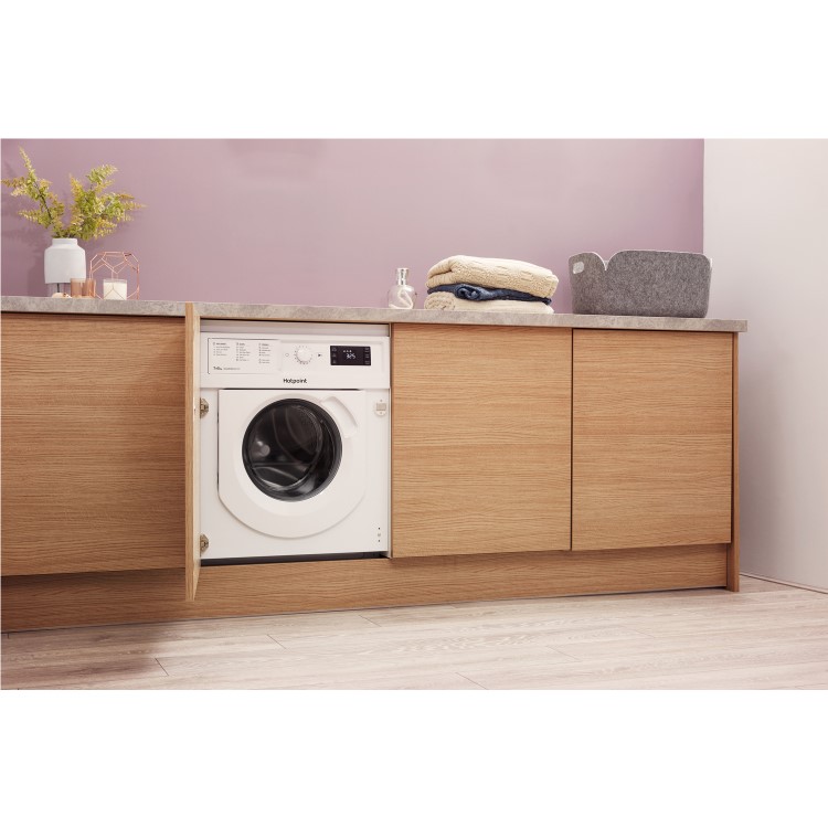 GRADE A2 - Hotpoint BIWDHG7148 7kg Wash 5kg Dry 1400rpm Integrated Washer Dryer - White