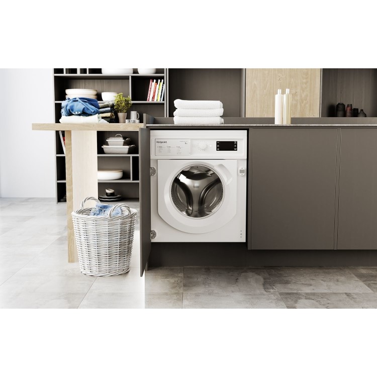 GRADE A2 - Hotpoint Anti-stain 8kg 1400rpm Integrated Washing Machine - White