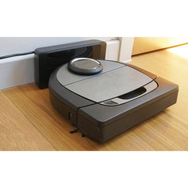 Neato BOTVACD7 D7 Connected Robot Vacuum Cleaner