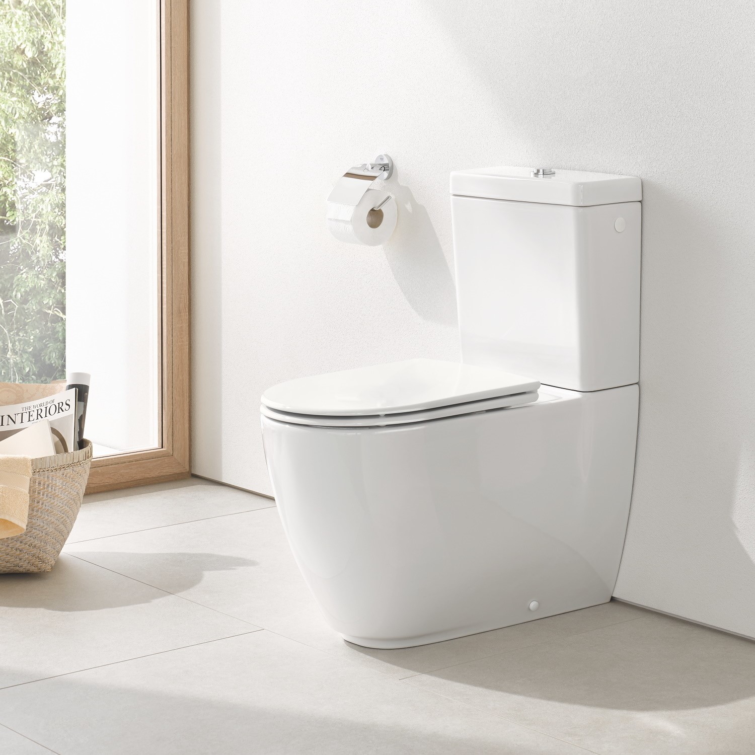 Close Coupled Rimless Toilet with Soft Close Seat - Grohe Essence