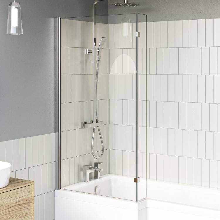 L Shaped Whirlpool Spa Shower Bath with 14 Whirlpool Jets, Front Panel & Chrome Bath Screen, Right Hand 1700 x 850mm - Lomax