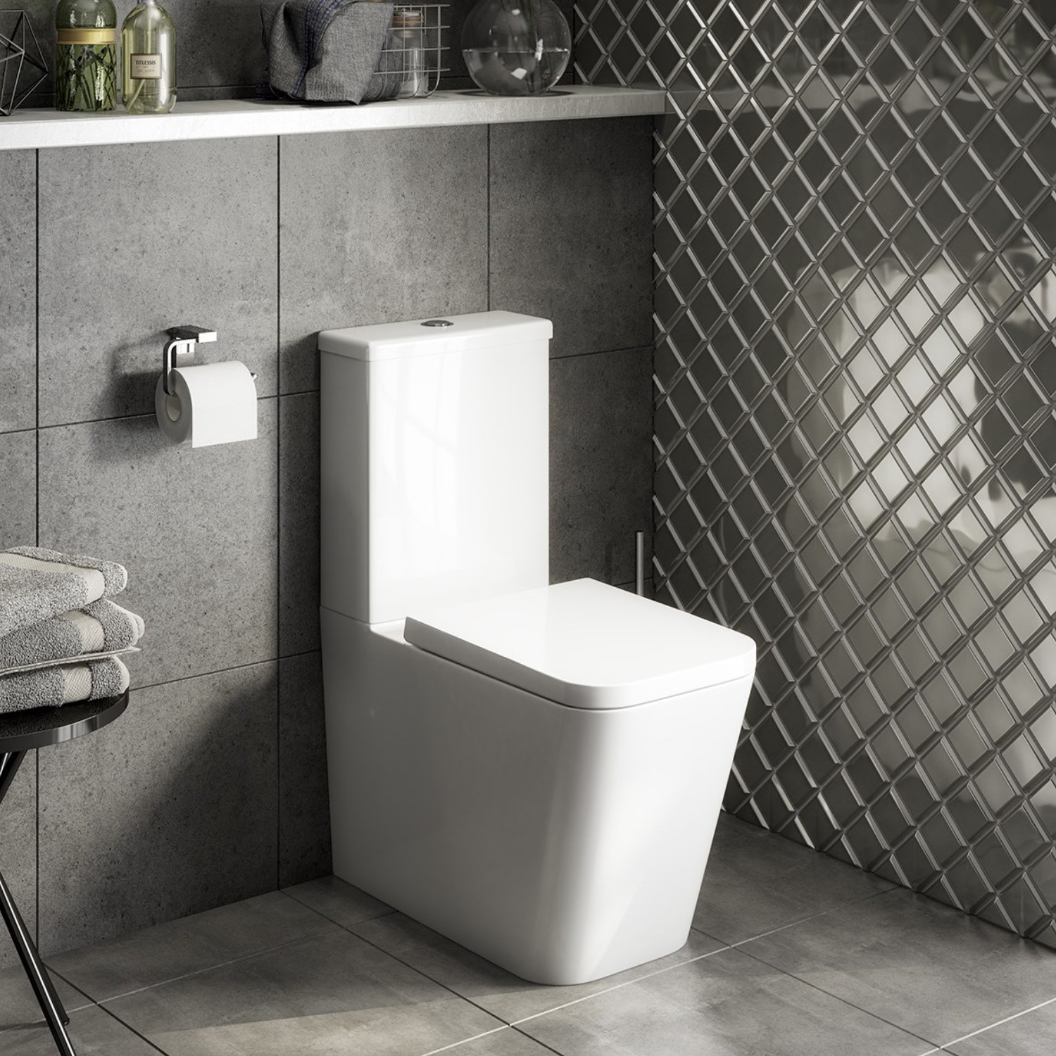 Close Coupled Toilet with Soft Close Seat - Evan