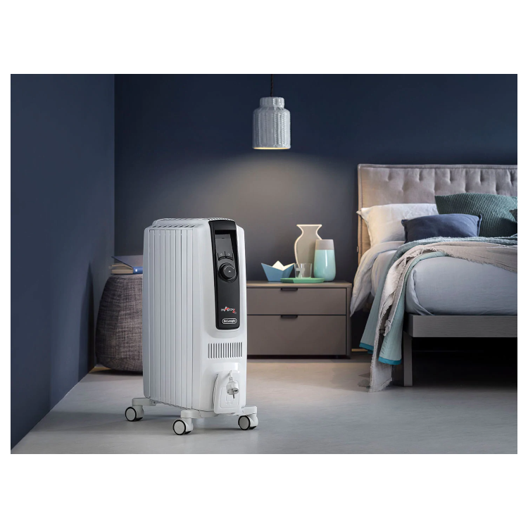 GRADE A2 - DeLonghi Dragon 4 2 kW Oil Filled Radiator 8 Fin with Digital Display and Increased Radiant Surface - 10 years warranty 