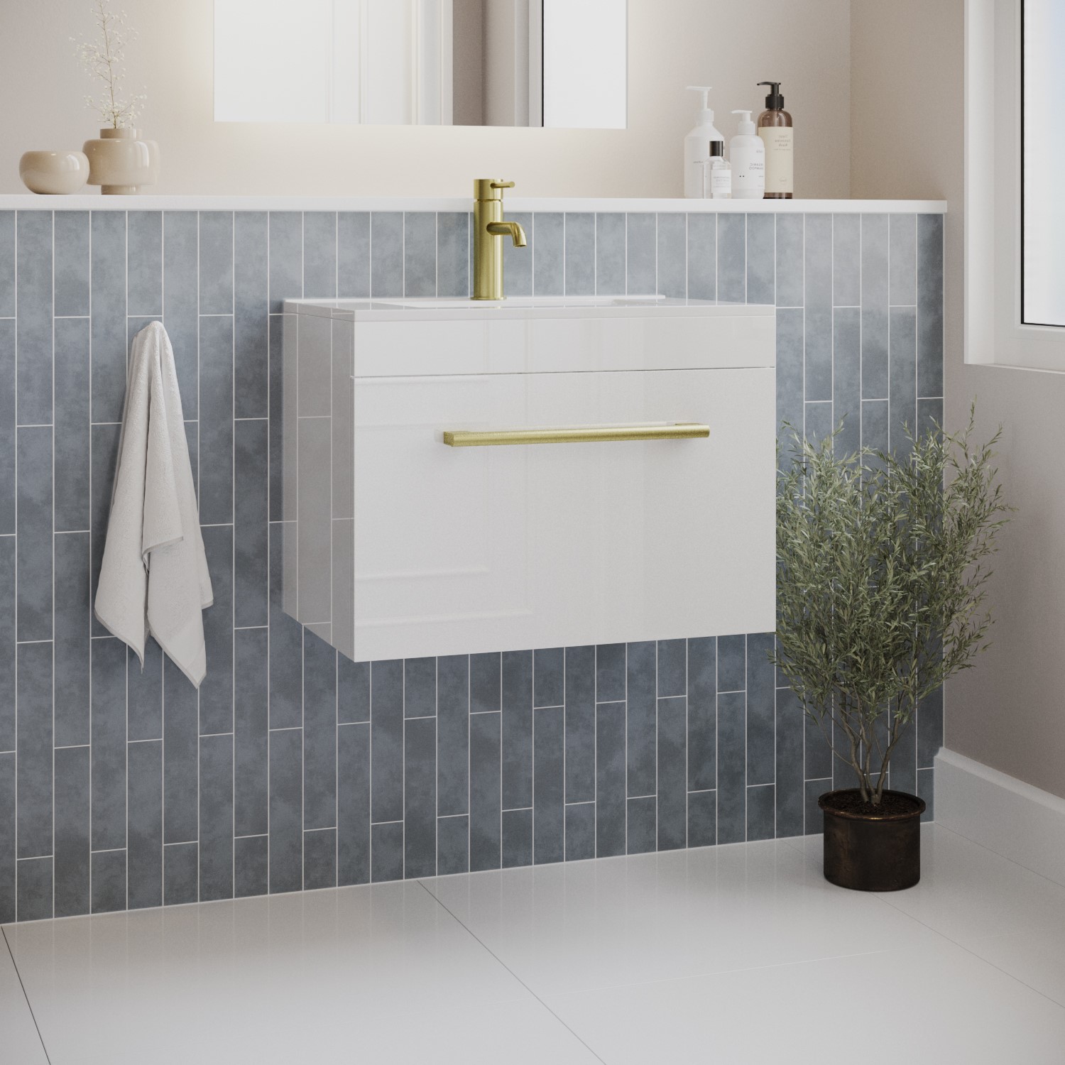 600mm White Wall Hung Vanity Unit with Basin and Brushed Brass Handle - Ashford