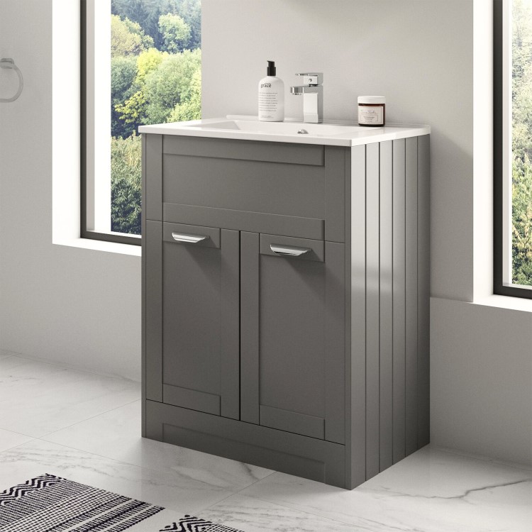 600mm Traditional Floorstanding Vanity Unit with Basin Grey - Nottingham Range