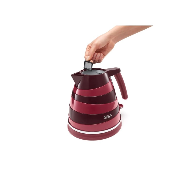Delonghi Avvolta Kettle and Toaster Set - Red & Burgundy