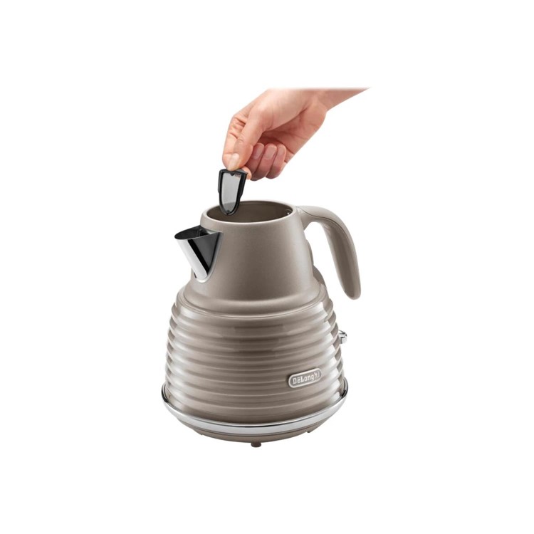 Delonghi Scolpito Kettle and Toaster Set - Beige