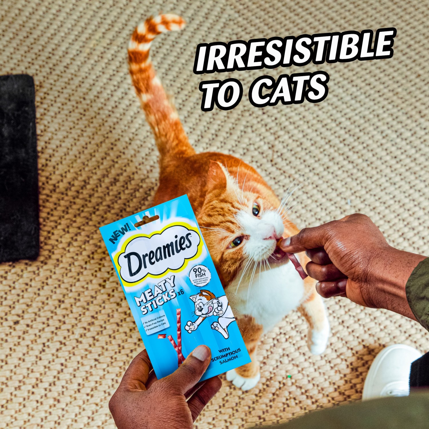 84 Dreamies Meaty Sticks Adult Cat Treats Scrumptious Salmon Cat Sticks 14x30g