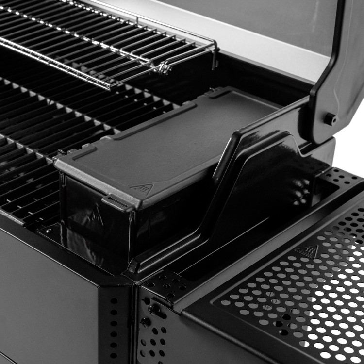 Masterbuilt AutoIgnite Series 545 Charcoal BBQ Grill with Starter Pack