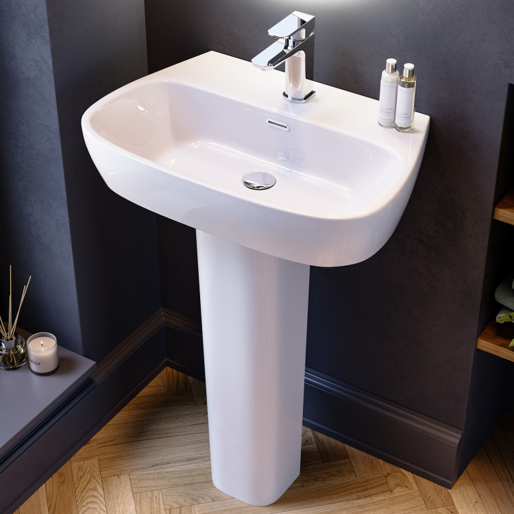 Close Coupled Toilet and Basin Suite - Roma