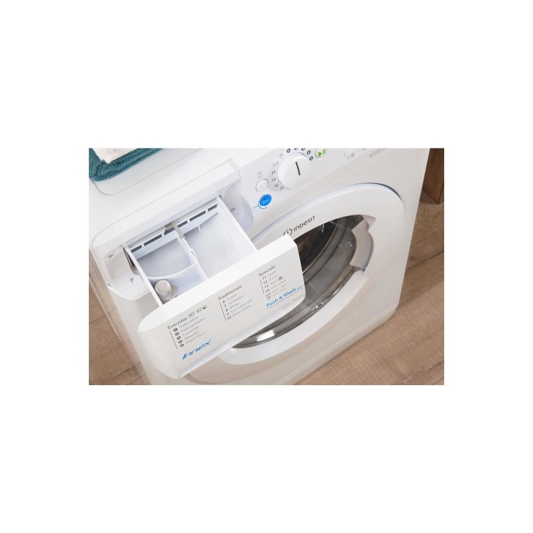 GRADE A1 - Indesit BWE91484XW Innex 9kg 1400rpm Freestanding Washing Machine - White