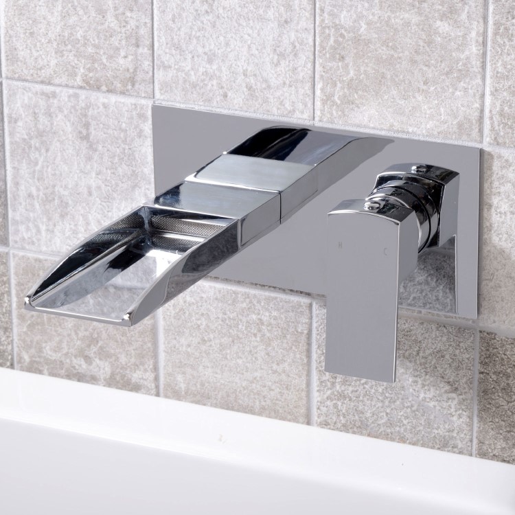 GRADE A1 - Waterfall Wall Mounted Bath Filler - Tabor Range