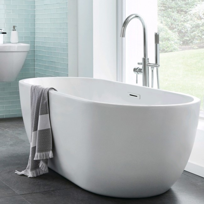 Lago Luxury Freestanding Bath in Matt White - L1500 x W720mm