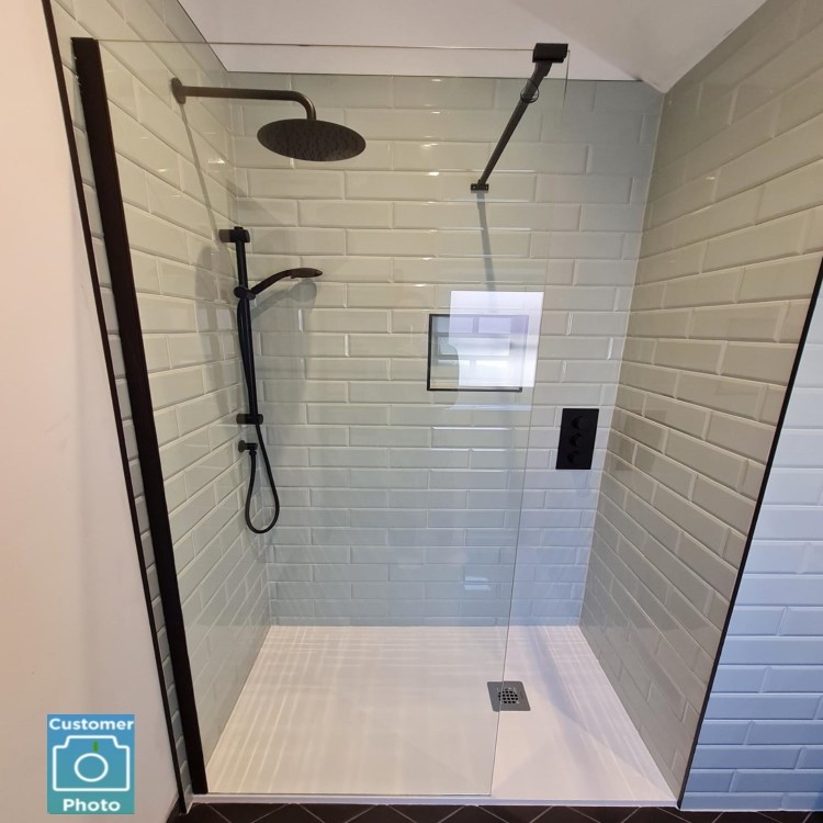 ONLY OPENED - Wet Room Shower Screen with Wall Support Bar 900mm - Corvus Matt Black