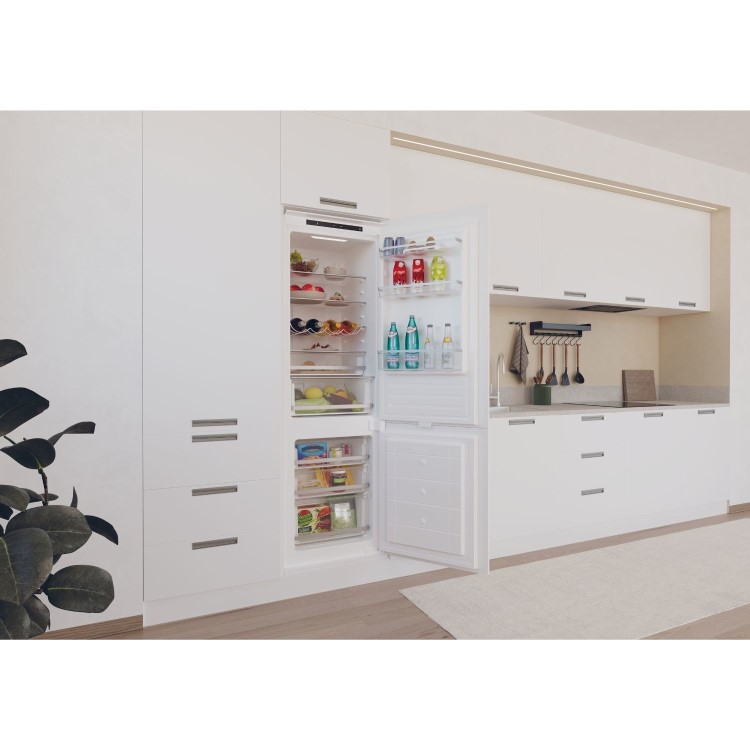 Candy 244 Litre 70/30 Integrated Fridge Freezer