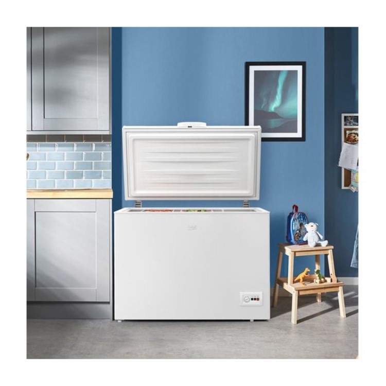 Beko 298 Litre Freestanding Chest Freezer - White