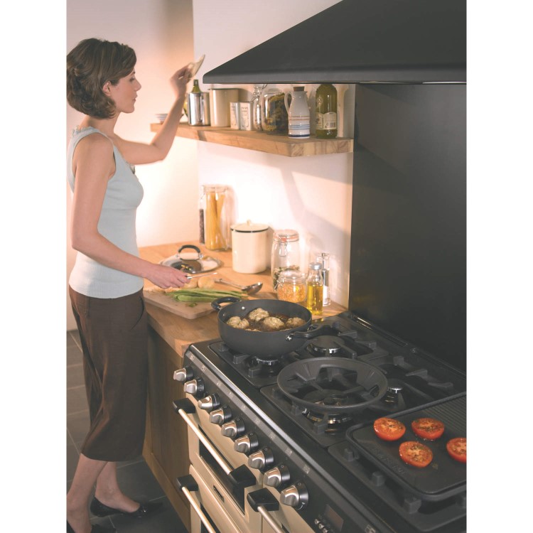 GRADE A1 - Hotpoint CH10755GFS Traditional 100cm Gas Range Cooker - Cream