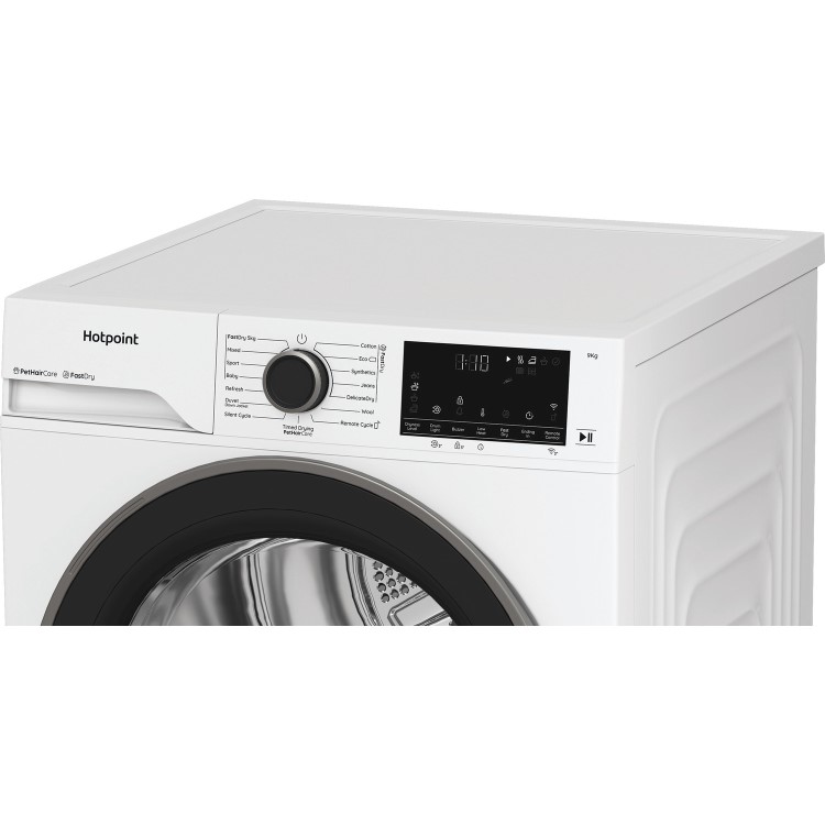 Hotpoint FabricCare 9kg Heat Pump Tumble Dryer - White
