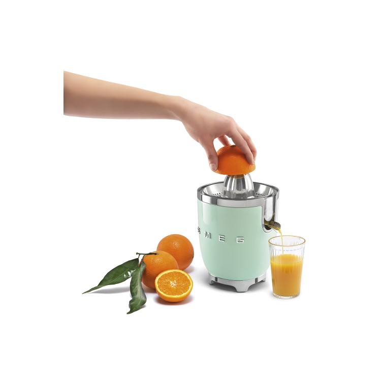 Smeg CJF01PGUK Retro Style Citrus Juicer - Pastel Green