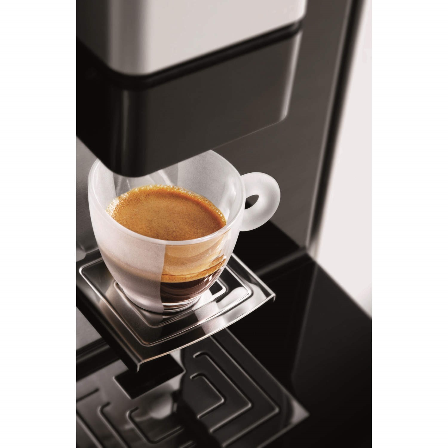 Hotpoint CMHPCHX0 UP Espresso Coffee Machine Black Appliances Direct