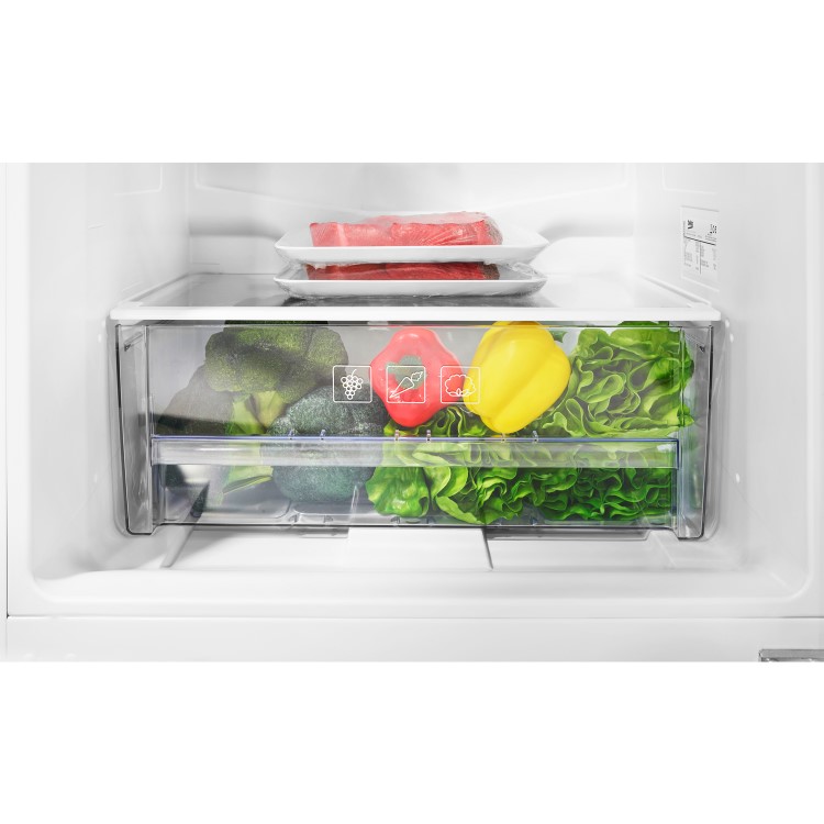 GRADE A3 - Beko CSG1675W 273 Litre Freestanding Fridge Freezer 50/50 Split A+ Energy Rating 59.5cm Wide - White