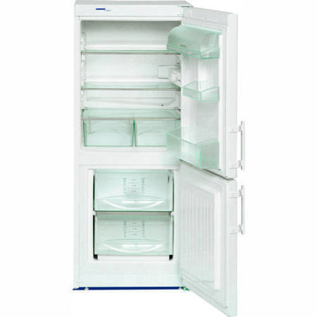Liebherr CUP2221 SmartFrost Freestanding Fridge Freezer in White