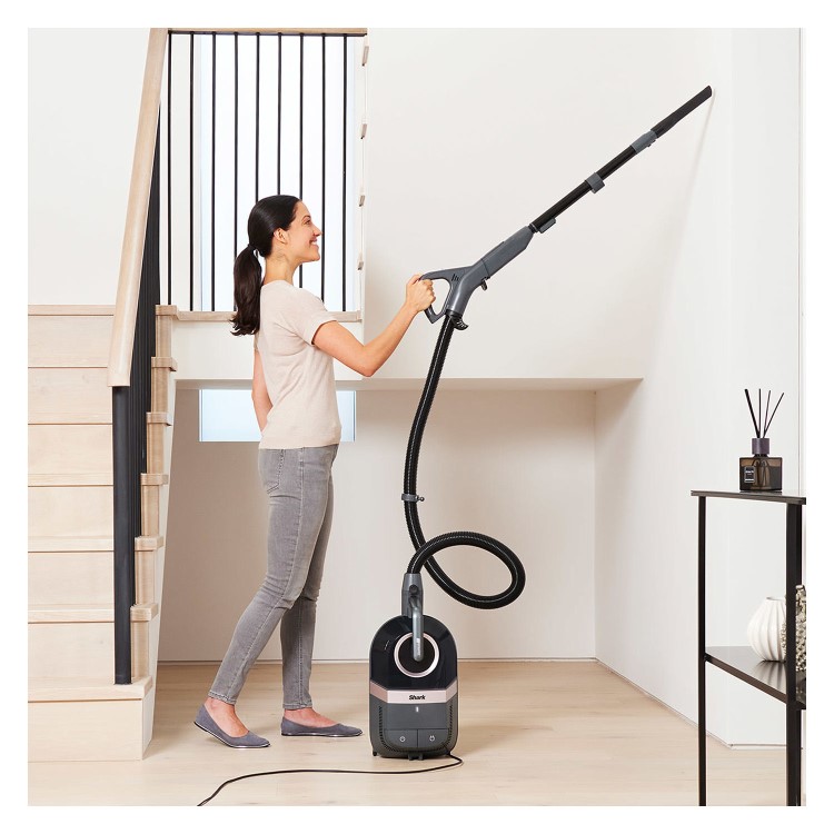 Shark Dynamic Technology Pet Cylinder Vacuum Cleaner with Anti Hair Wrap - Black & Grey