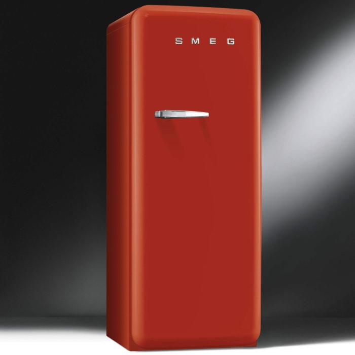 Smeg CVB20RR1 Retro Style Right Hinge Freestanding Upright Freezer