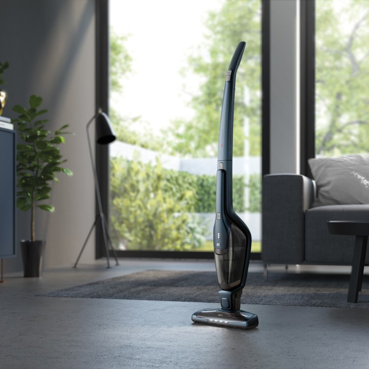 AEG CX7-2-35TM CX7 2-in-1 Cordless Vacuum