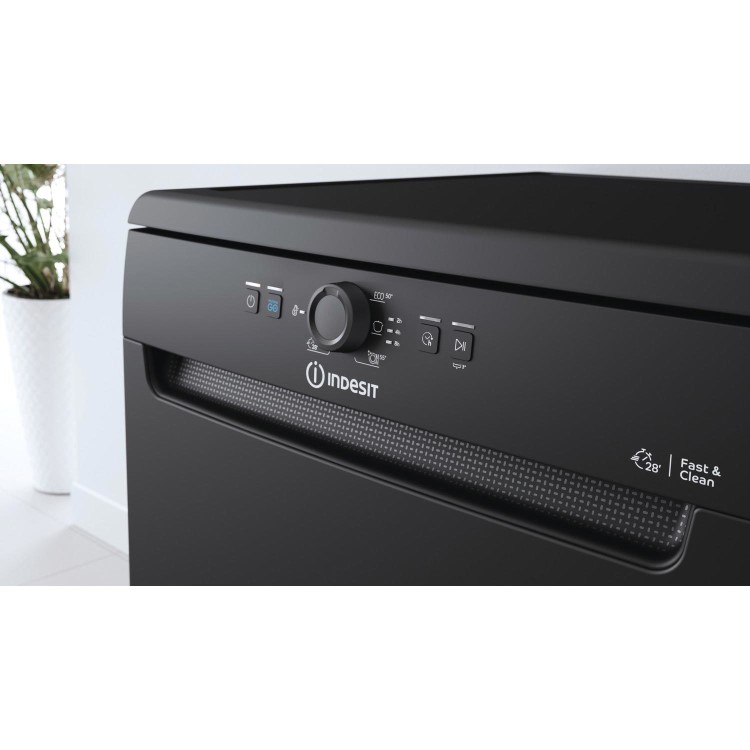 Refurbished Indesit D2FHK26BUK 14 Place Freestanding Dishwasher Black