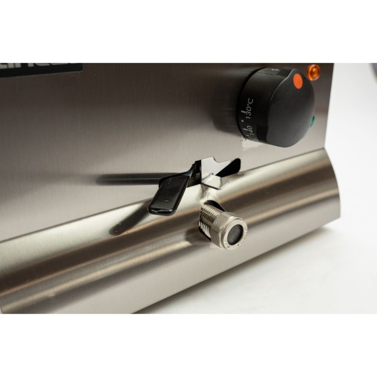 Lincat DF33 Silverlink 600 Single Tank Countertop Fryer - 1 Basket, 7.5 Ltr, Plug in